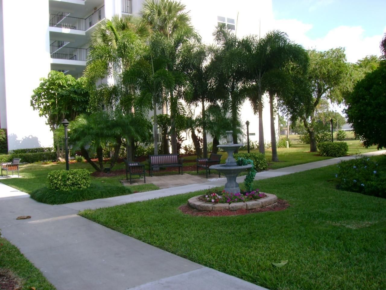 3593 Birdie Dr, Unit 103, Greenacres, FL 33467 Photo