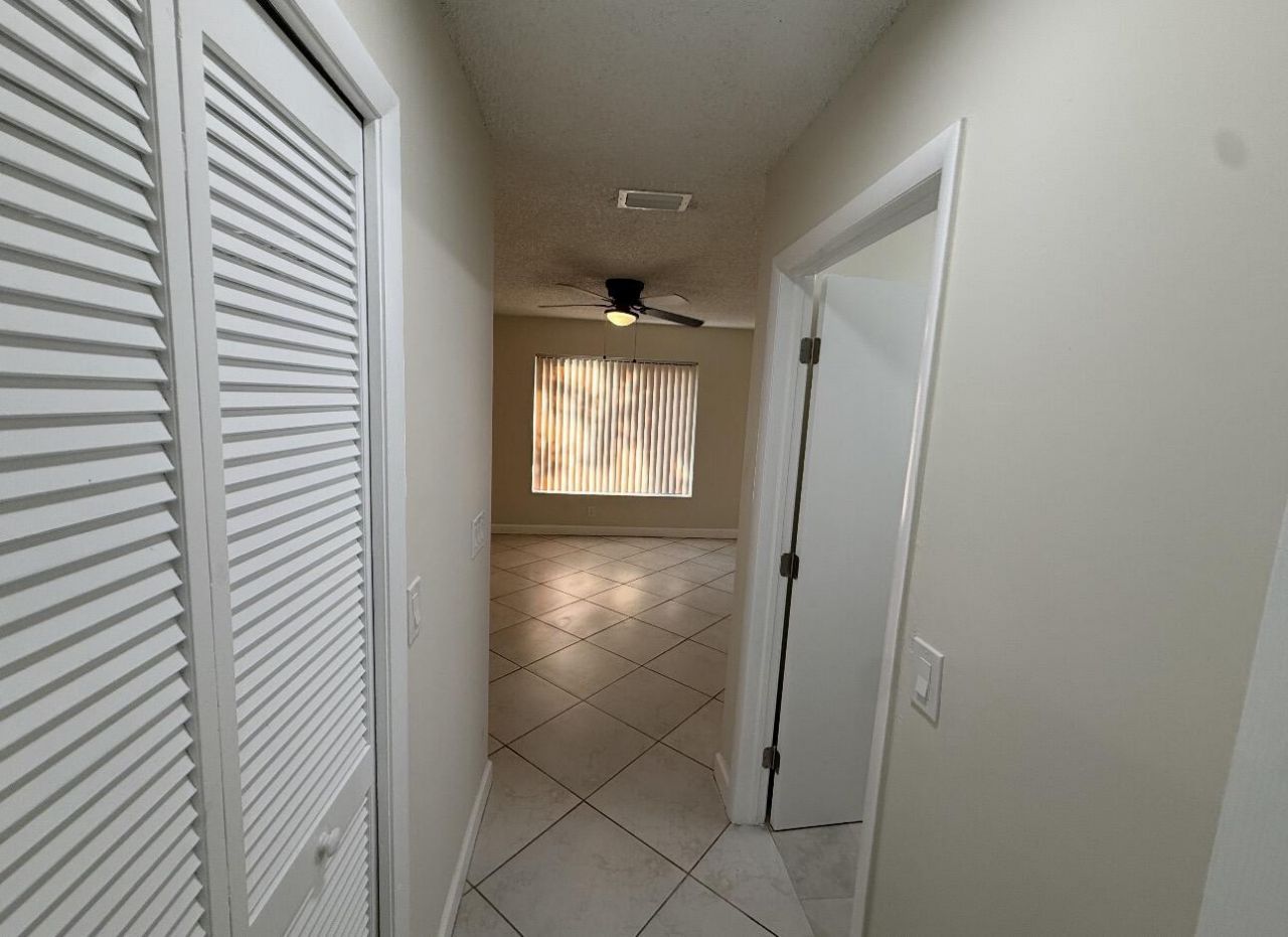 9083 W Highland Pines Drive, Unit 9083, Palm Beach Gardens, FL 33418 Photo