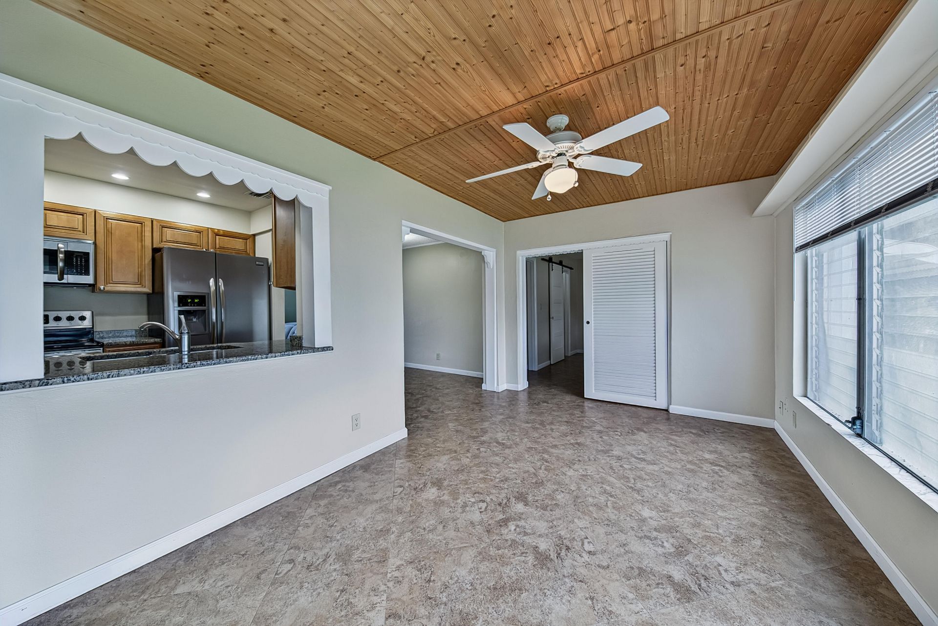 2581 E Golf Boulevard, Pompano Beach, FL 33064 Photo