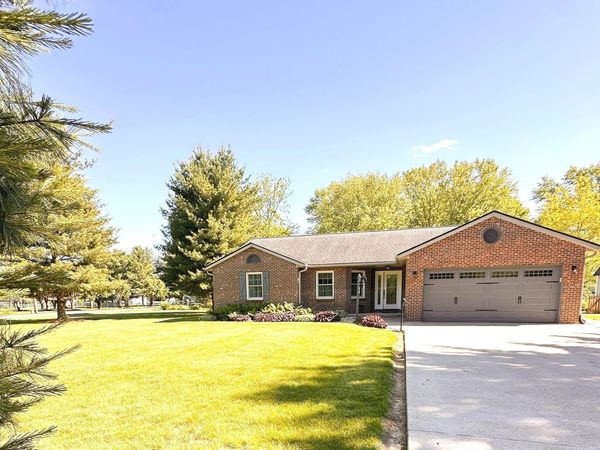 7527 W 1000 S, Fortville, IN 46040