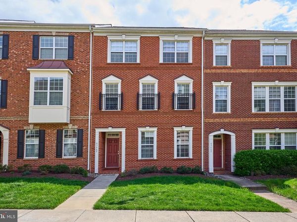 43662 CHICACOAN CREEK SQUARE , LEESBURG, VA 20176