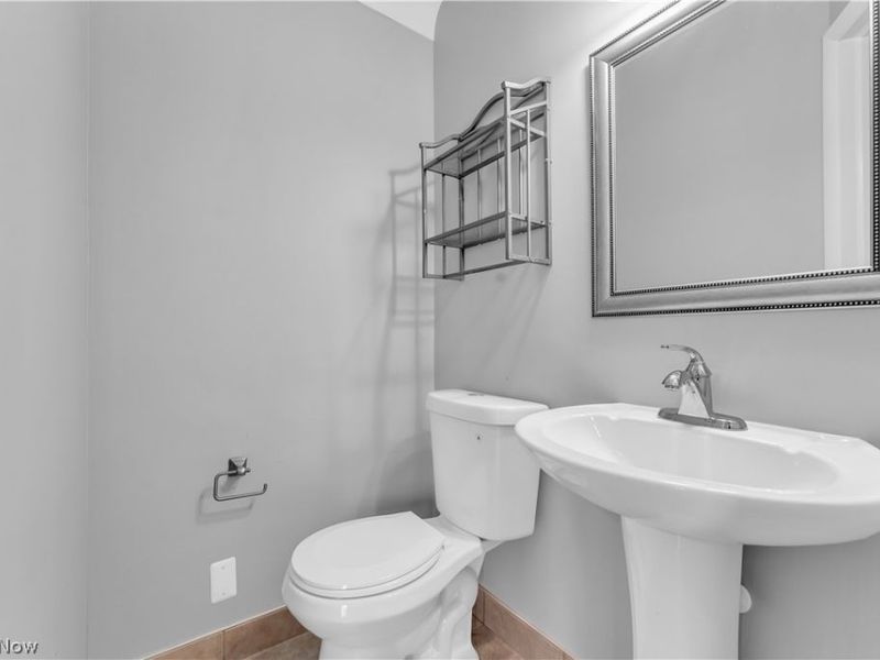 2915 Snow Road, Unit 2/UP, Parma, OH 44134 Photo 23