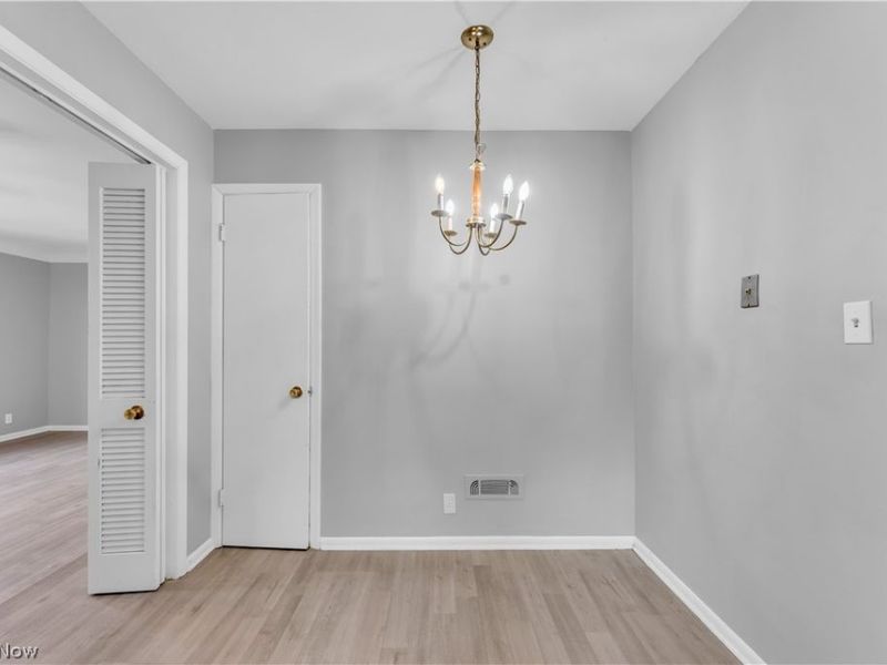 2915 Snow Road, Unit 2/UP, Parma, OH 44134 Photo 5