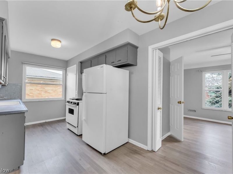 2915 Snow Road, Unit 2/UP, Parma, OH 44134 Photo 6