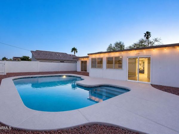 843 N JAY Street, Chandler, AZ 85225