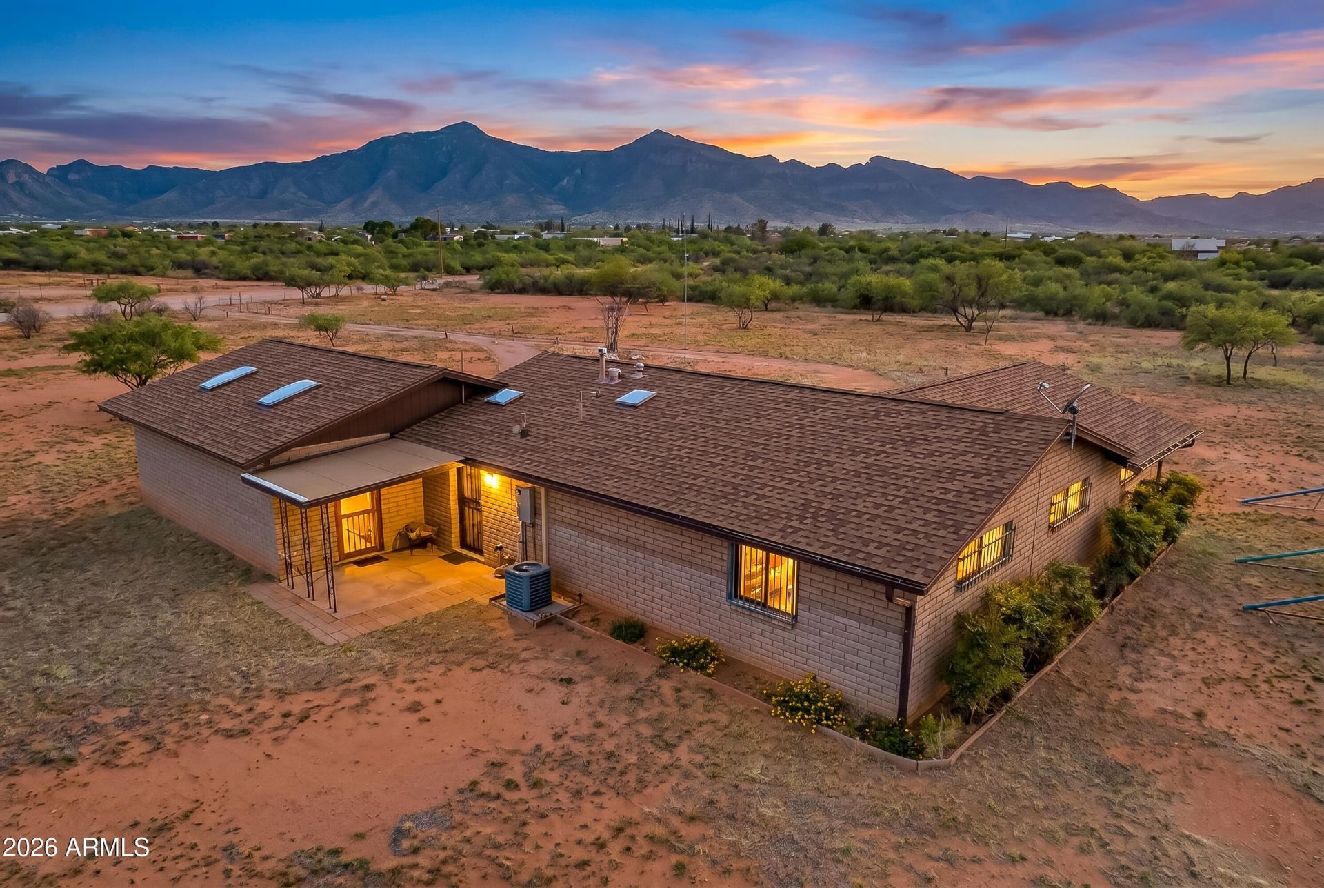 7691 E Dakota Road, Hereford, AZ 85615 Main Photo