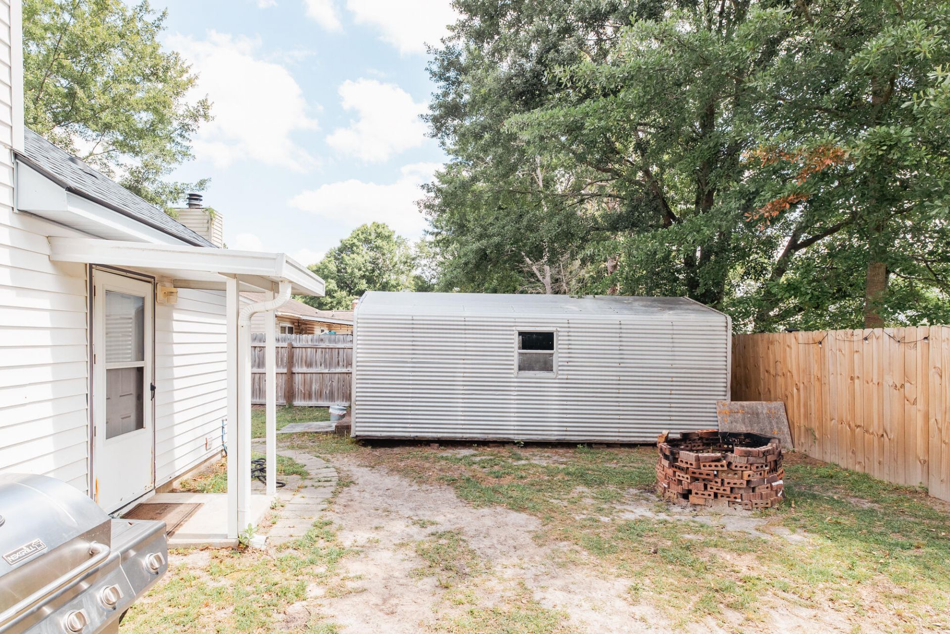 110 Wicker Court Photo 37