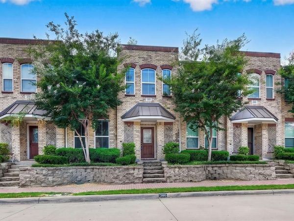 308 Lily Lane, Lewisville, TX 75057