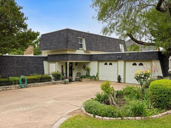 5007 Comanche Drive, Granbury, TX 76049