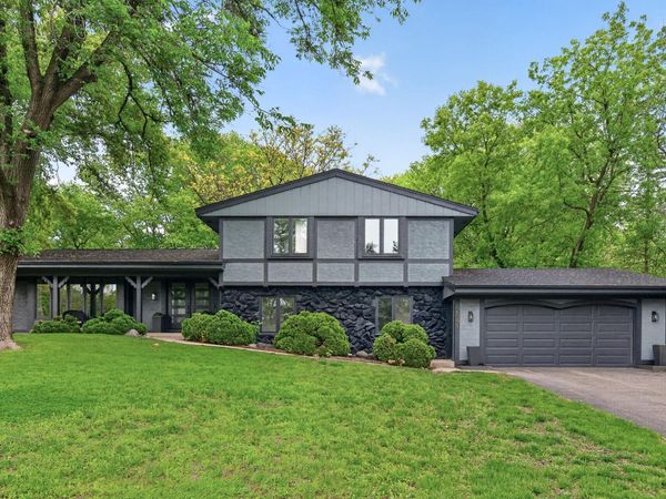 2841 Mayfield Road, Minnetonka, MN 55391