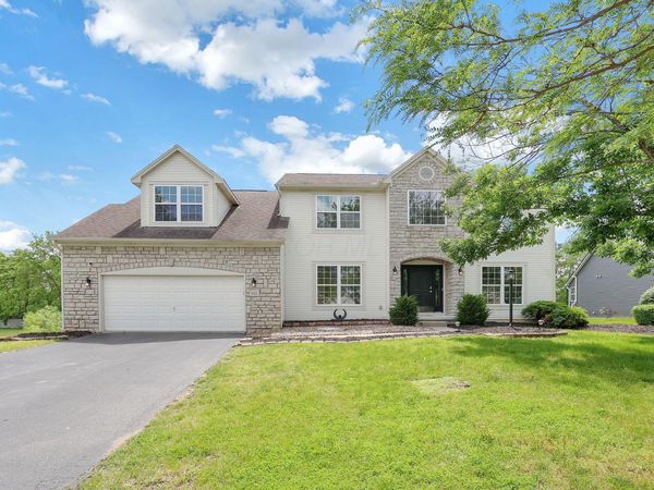 921 Mcmunn Street , Pickerington, OH 43147