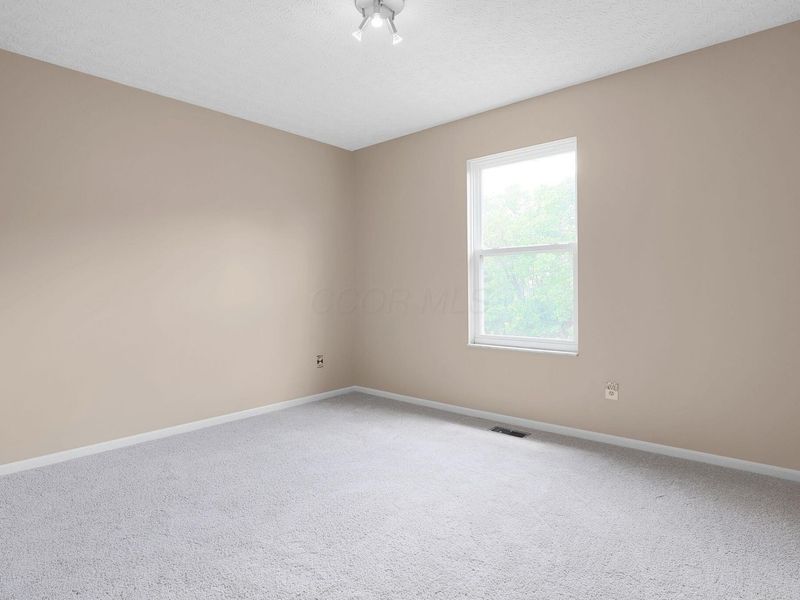 921 Mcmunn Street, Pickerington, OH 43147 Photo 32