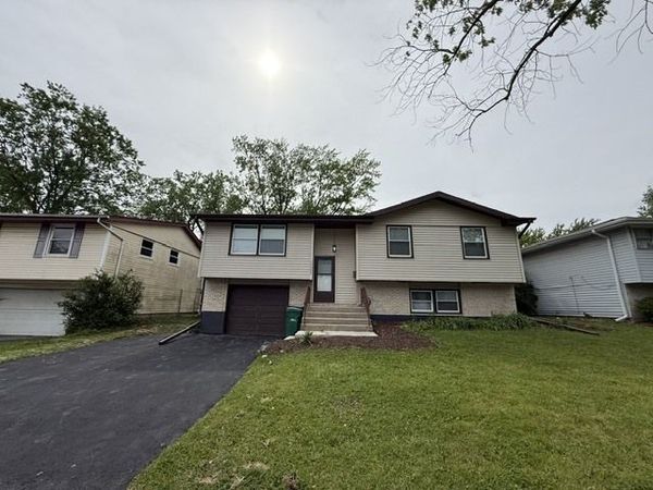 17002 Central Park Avenue , Hazel Crest, IL 60429