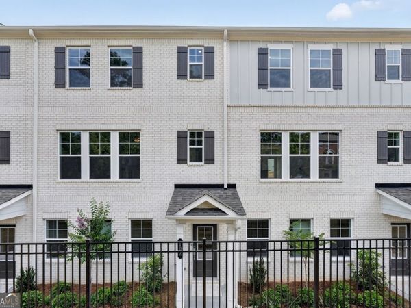 102 Epperly Way, Tucker, GA 30084