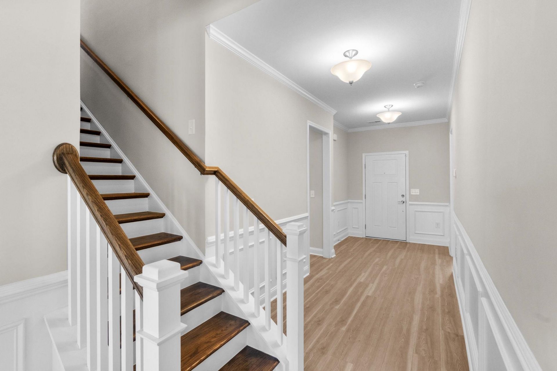 6528 Torino Lane  Photo 4