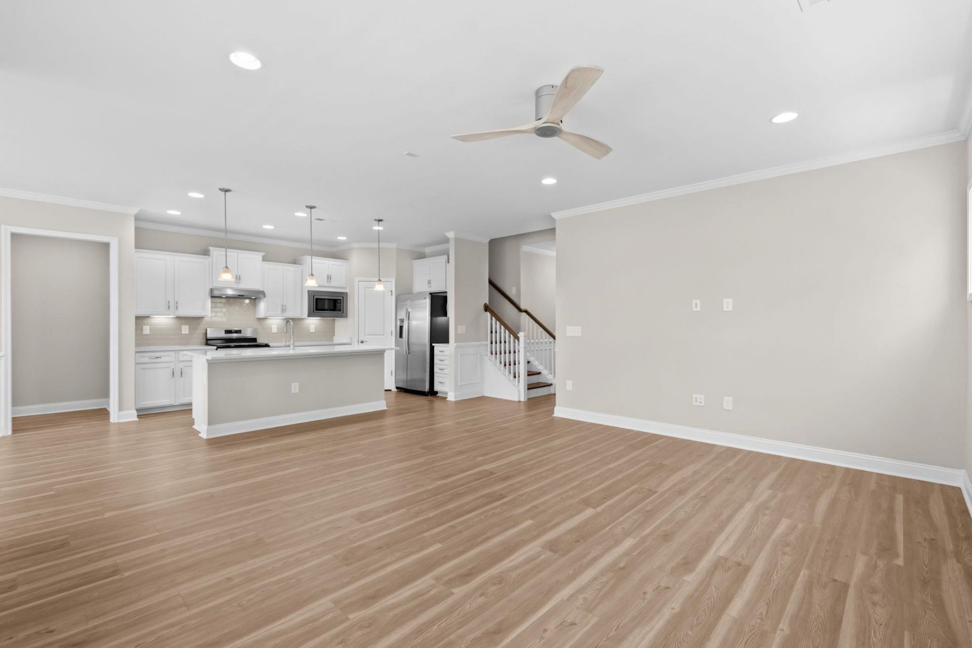 6528 Torino Lane  Photo 8