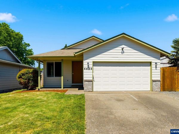 4439 Longacres Av NE, Salem, OR 97301