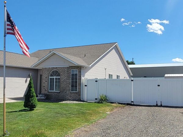 1121 Liberty Circle, Clarkston, WA 99403