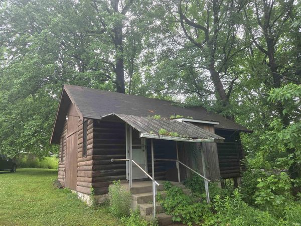 1215 Hathaway Avenue, Evansville, IN 47712