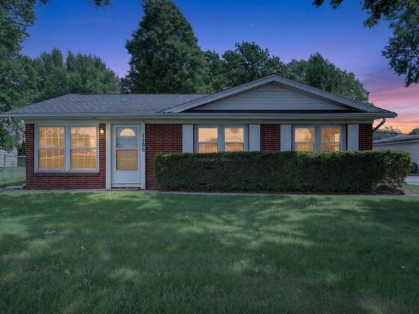 1206 IMPERIAL Drive, Kokomo, IN 46902