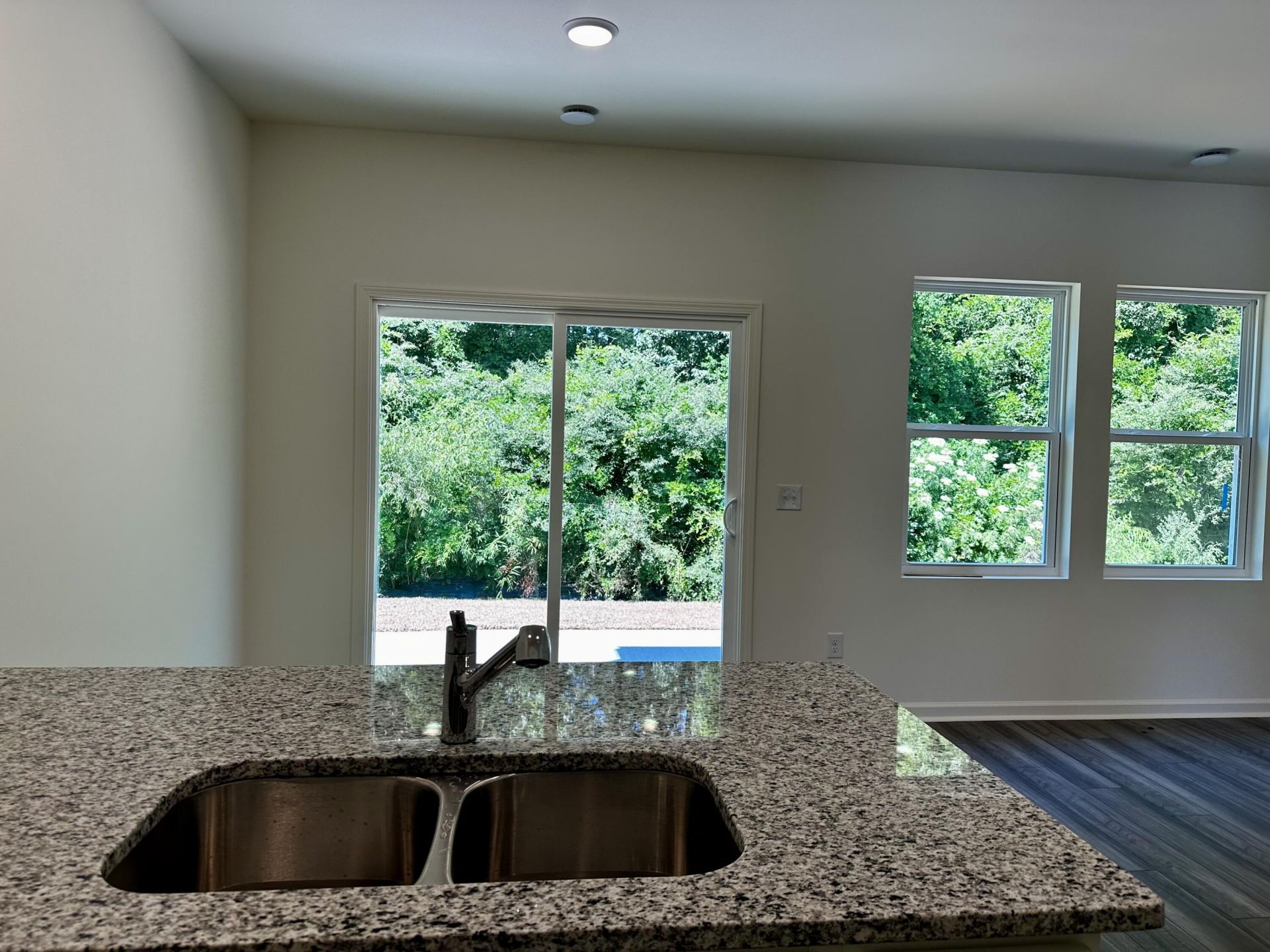 8867 Salamander Road Photo 10