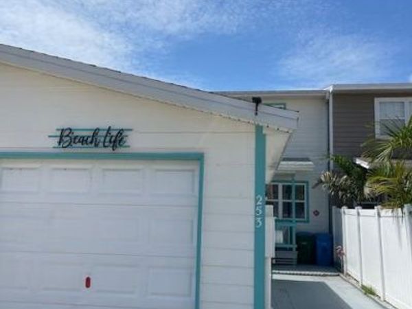 253 Cherie Down Lane , Cape Canaveral, FL 32920