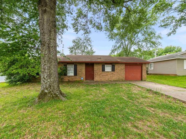 1809 Corbin Street , Jacksonville, AR 72076