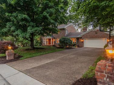 207 FAIRWAY DR, HARRISONBURG, VA 22802