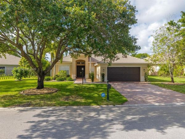 10684 NW 64th Ct , Parkland, FL 33076