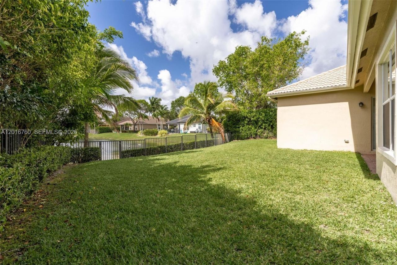 10684 NW 64th Ct , Parkland, FL 33076 Photo