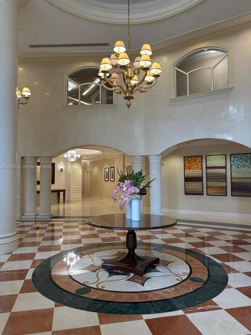 20000 E Country Club Dr , Unit 601, Aventura, FL 33180 Photo