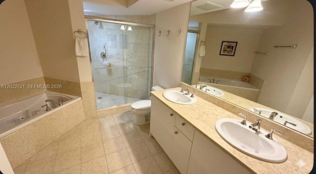 20000 E Country Club Dr , Unit 601, Aventura, FL 33180 Photo