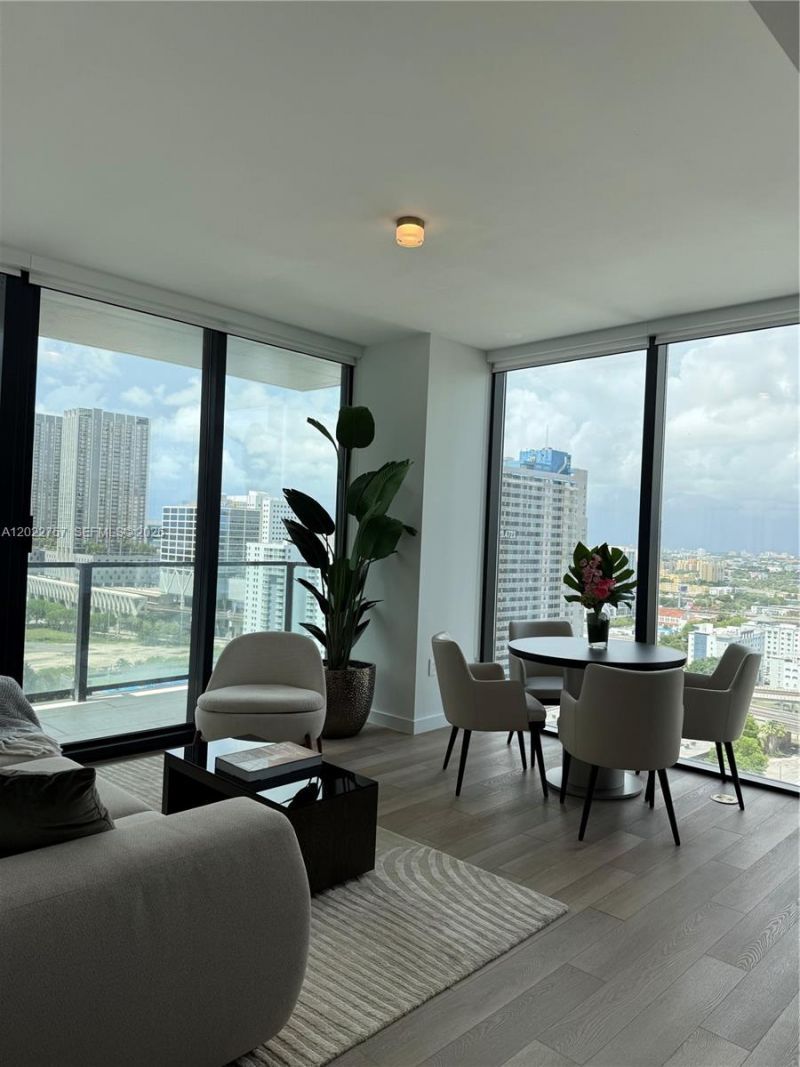 20 NE 11th St, Unit 3506, Miami, FL 33150 Photo