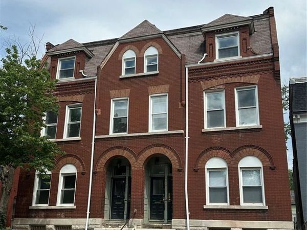4042 Nebraska Avenue, St Louis, MO 63118