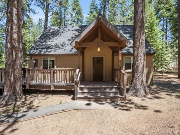 1798 Narragansett Circle, South Lake Tahoe, CA 96150