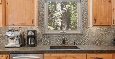 1798 Narragansett Circle, South Lake Tahoe, CA 96150 Photo