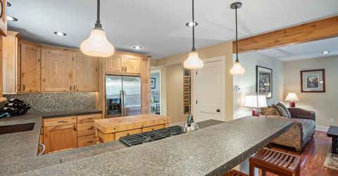 1798 Narragansett Circle, South Lake Tahoe, CA 96150 Photo