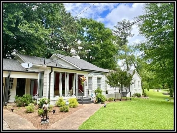208 Sycamore St., Sardis, MS 38666