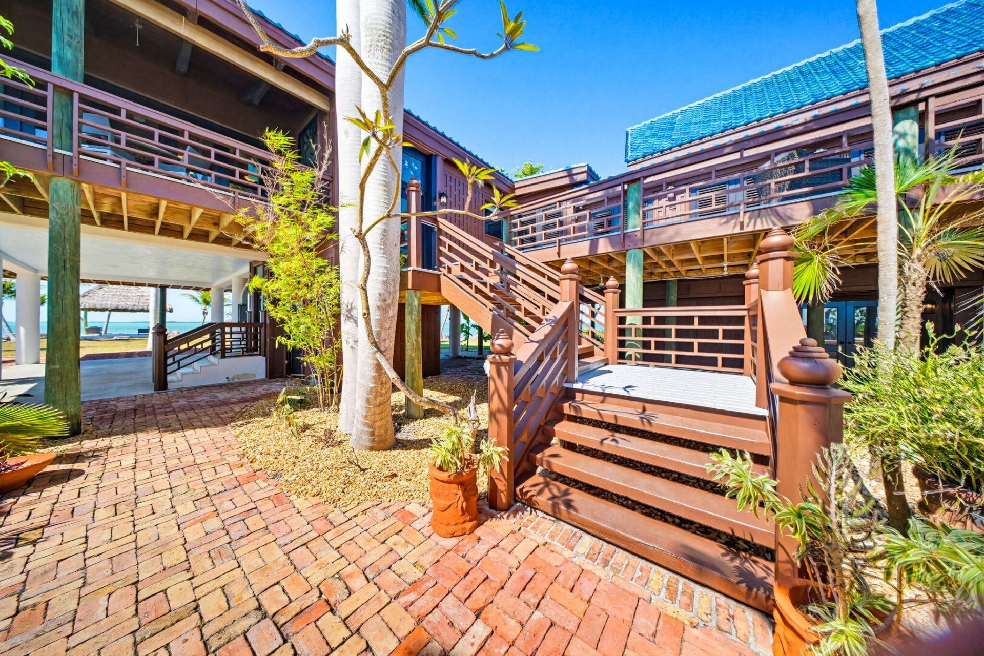 87 Cannon Royal Drive, Shark Key, FL 33040 Photo