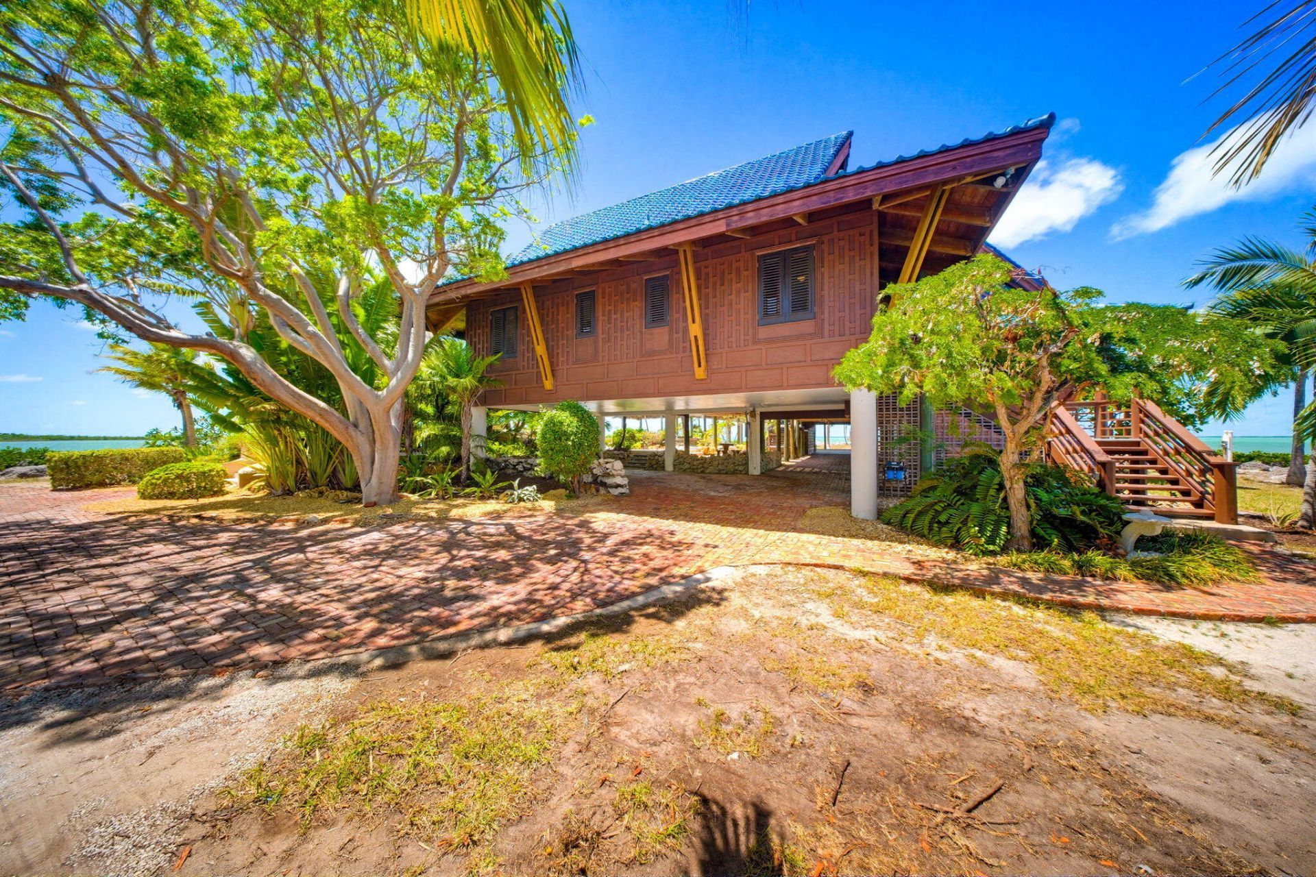 87 Cannon Royal Drive, Shark Key, FL 33040 Photo