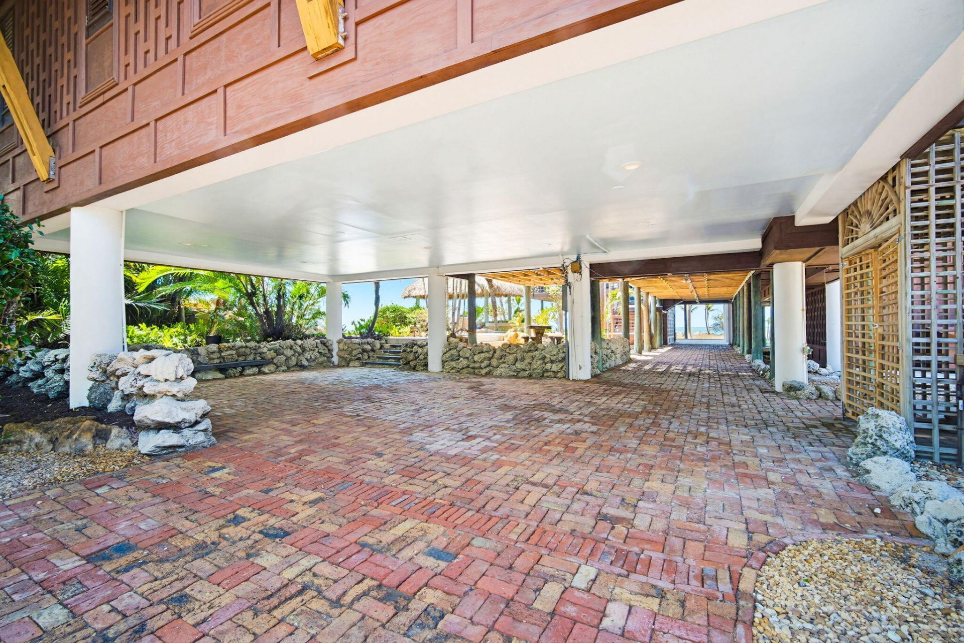 87 Cannon Royal Drive, Shark Key, FL 33040 Photo