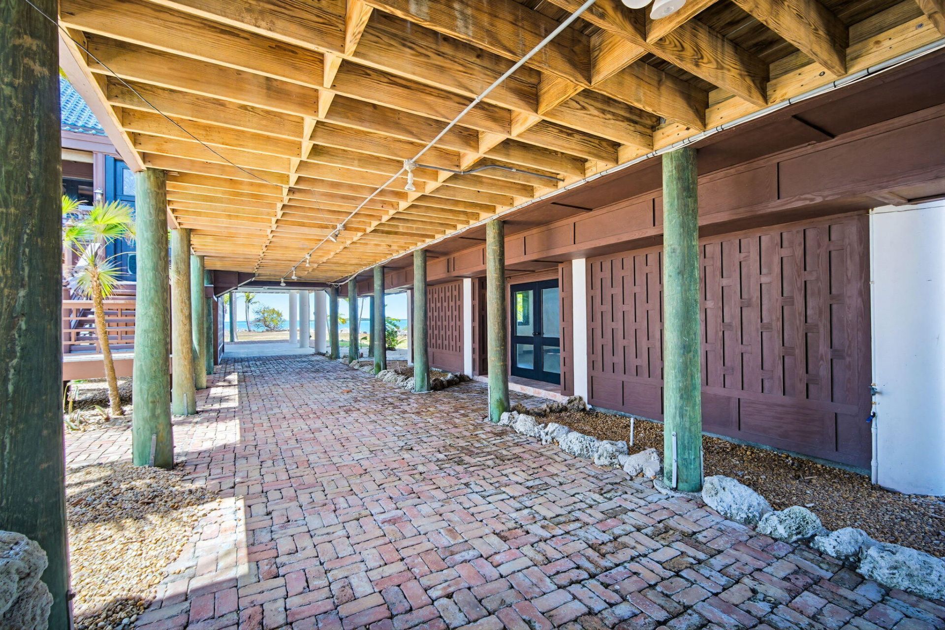 87 Cannon Royal Drive, Shark Key, FL 33040 Photo