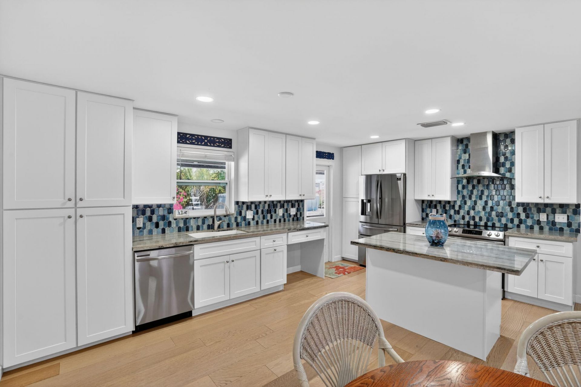 40 Transylvania Avenue, Key Largo, FL 33037 Photo