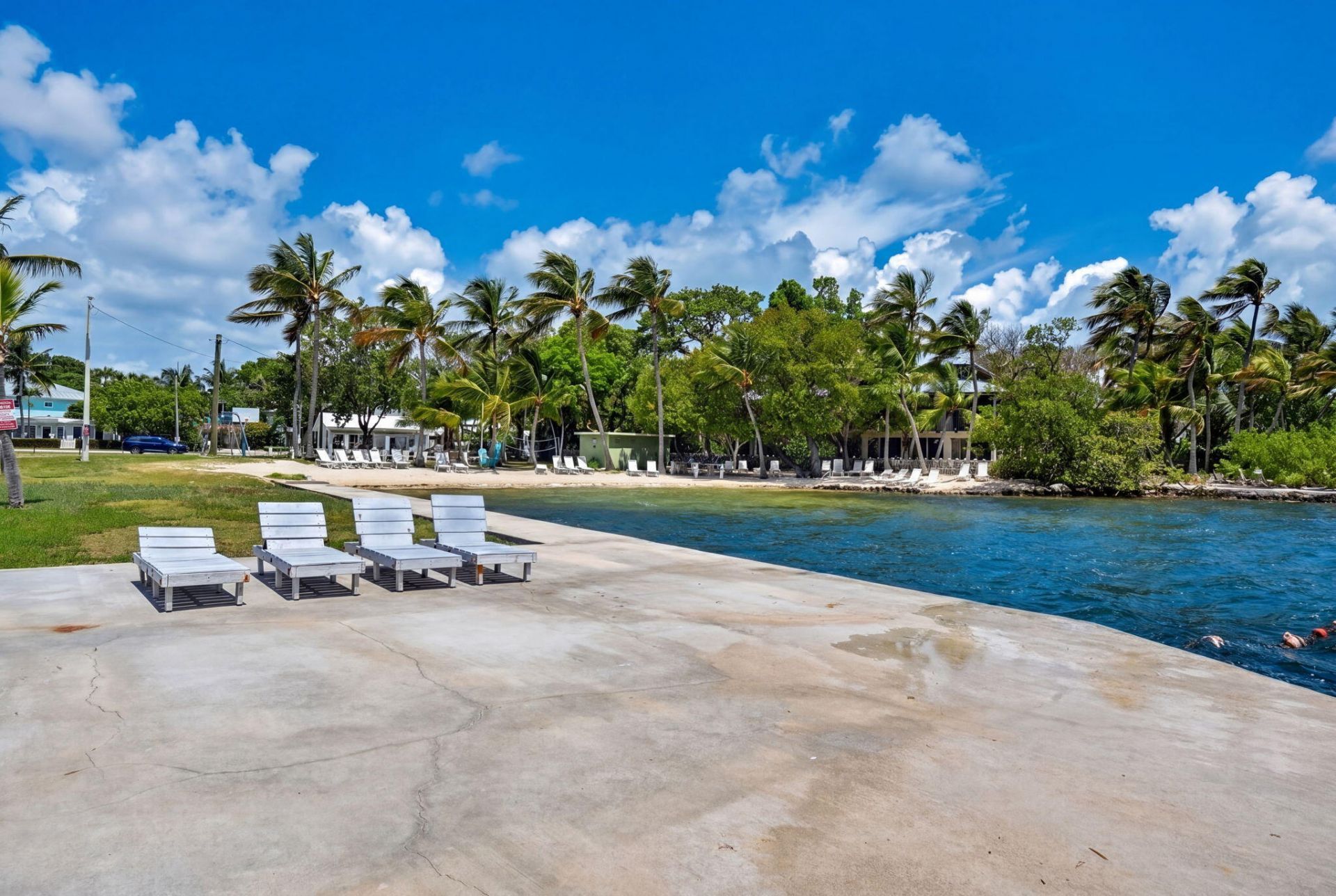 40 Transylvania Avenue, Key Largo, FL 33037 Photo