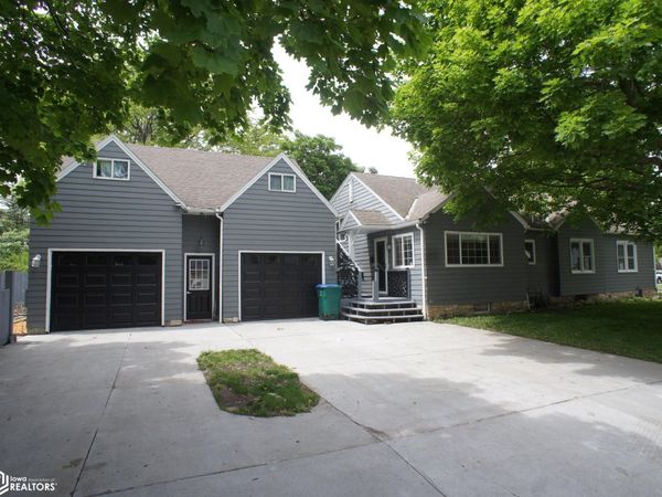 1200 Elm Street, Webster City, IA 50595