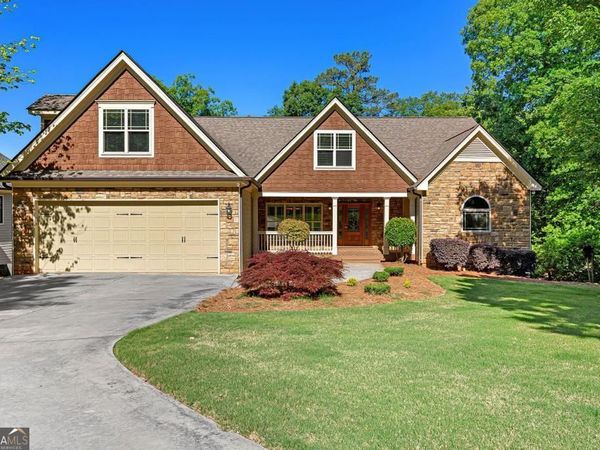 141 Crawfords Ferry Point, Hartwell, GA 30643