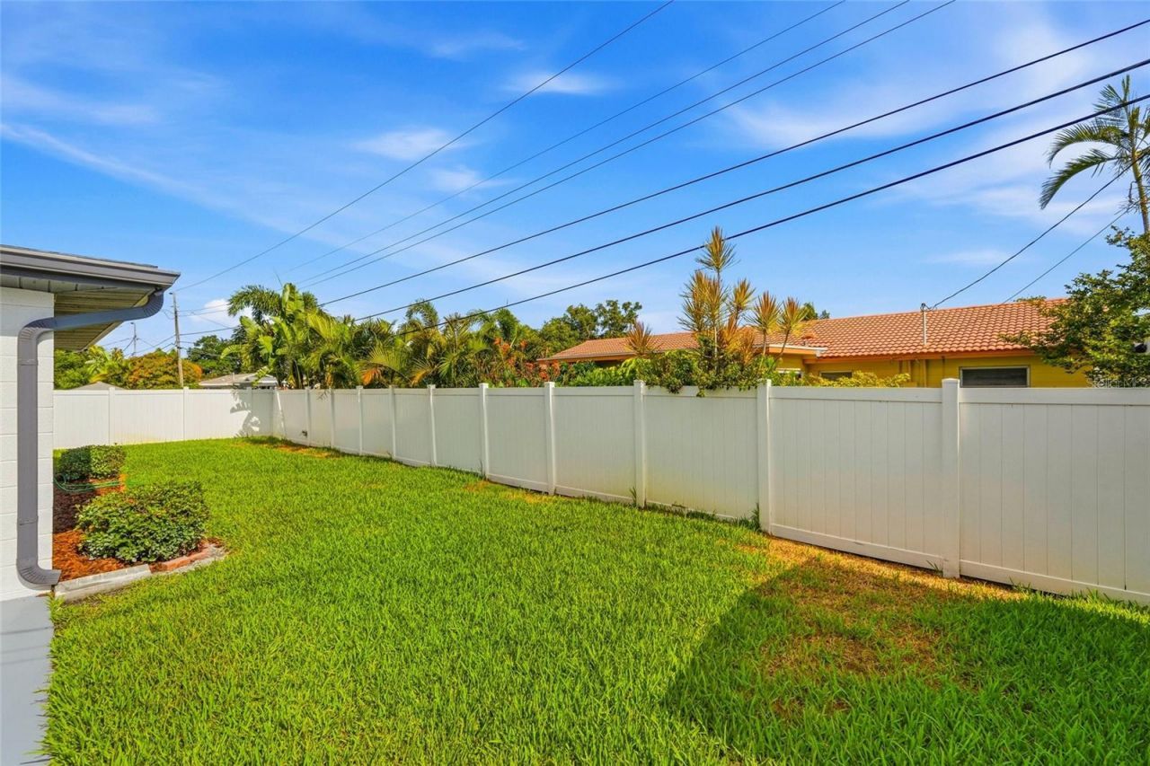 6721 13th Avenue N, Saint Petersburg, FL 33710 Photo