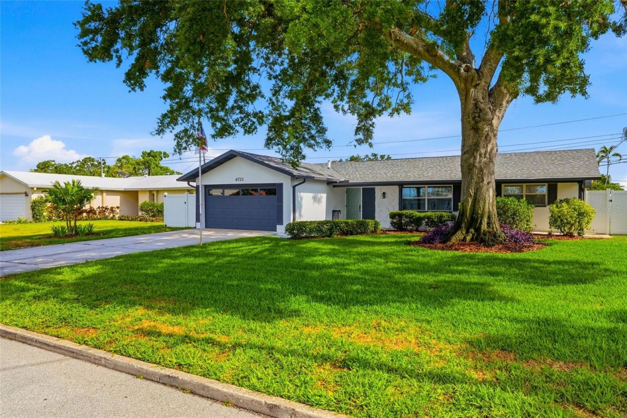6721 13th Avenue N, Saint Petersburg, FL 33710 Photo