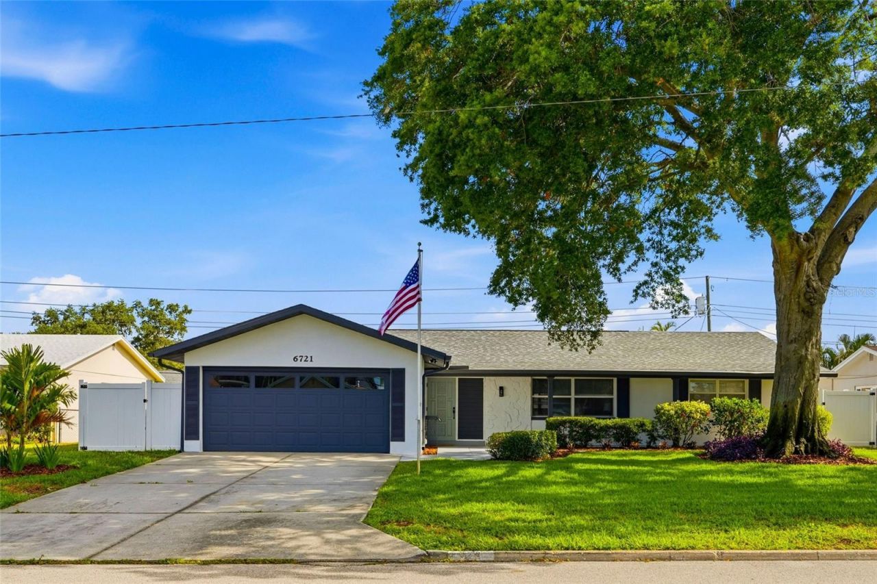 6721 13th Avenue N, Saint Petersburg, FL 33710 Photo