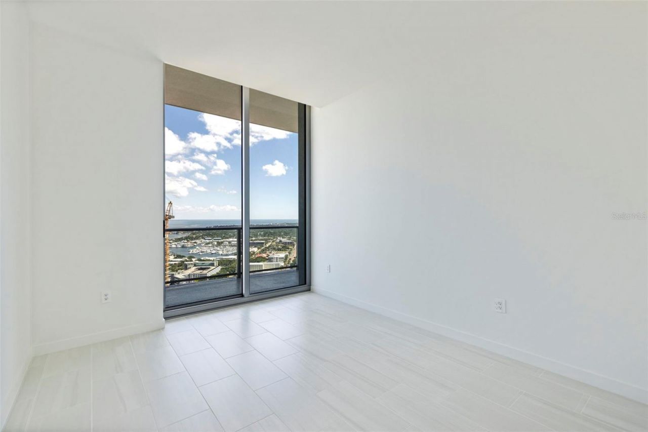 400 Central Avenue , Unit 3906, Saint Petersburg, FL 33701 Photo
